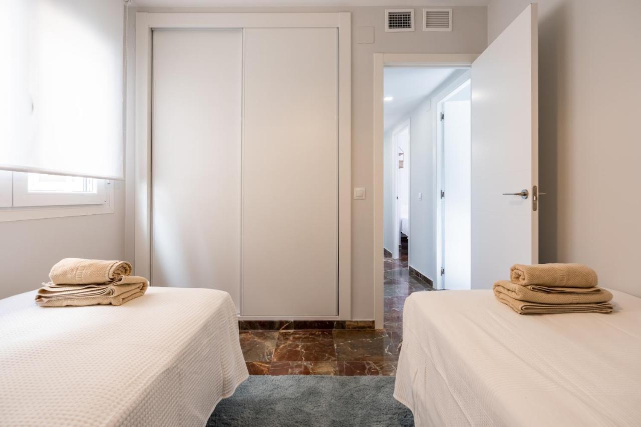 Sur Suites Lubina フエンヒロラ エクステリア 写真
