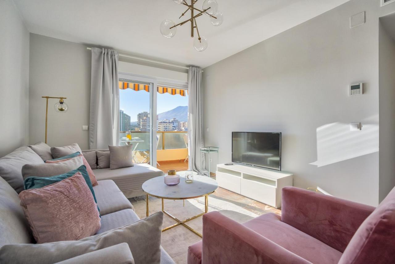 Sur Suites Lubina フエンヒロラ エクステリア 写真